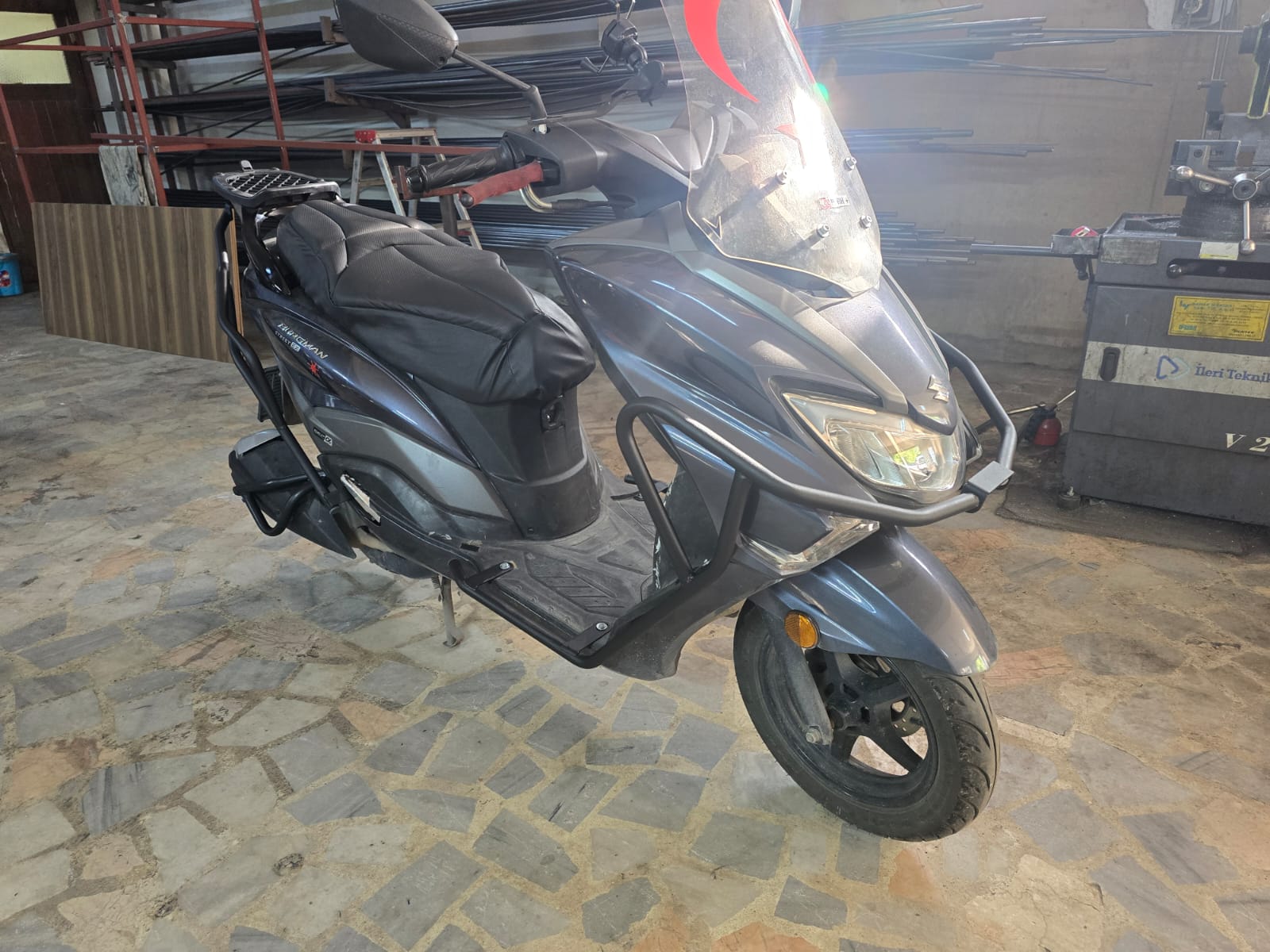SUZUKİ BURGMAN 125CC KORUMA DEMİRİ
