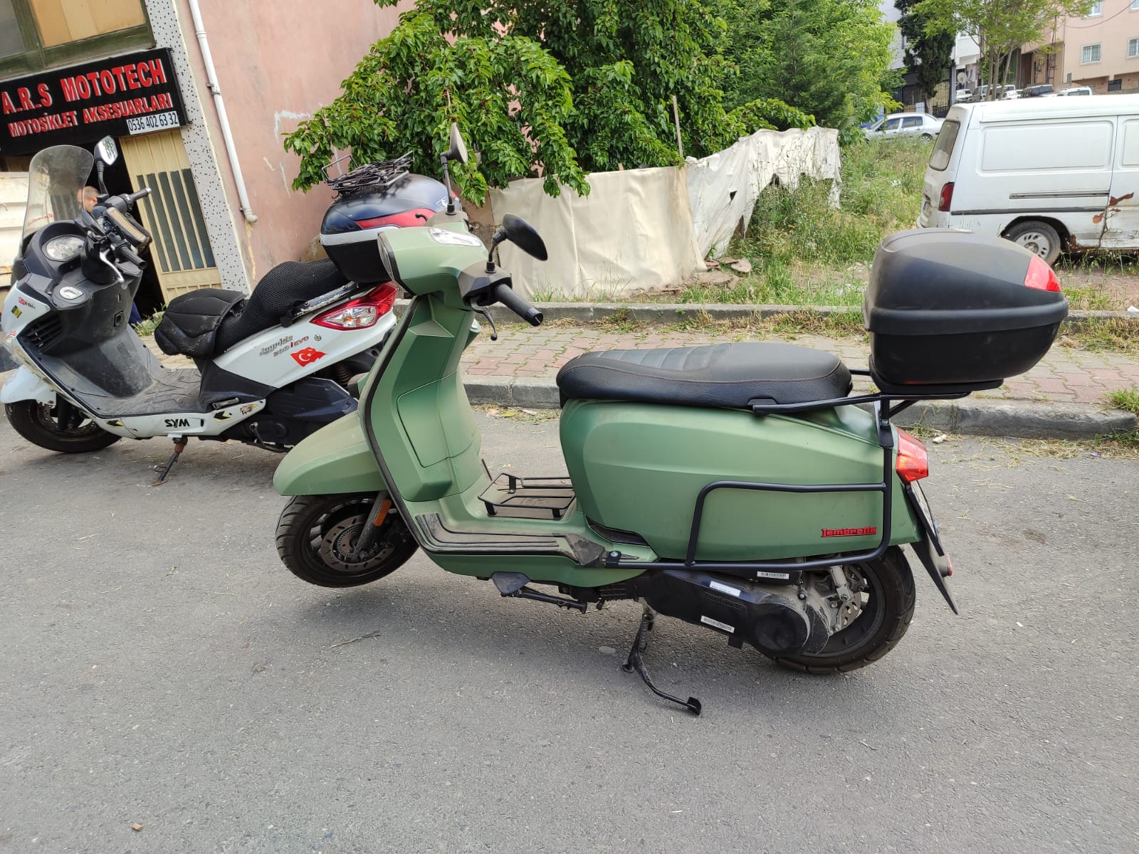 LAMBRETTA V200 KORUMA DEMİRİ