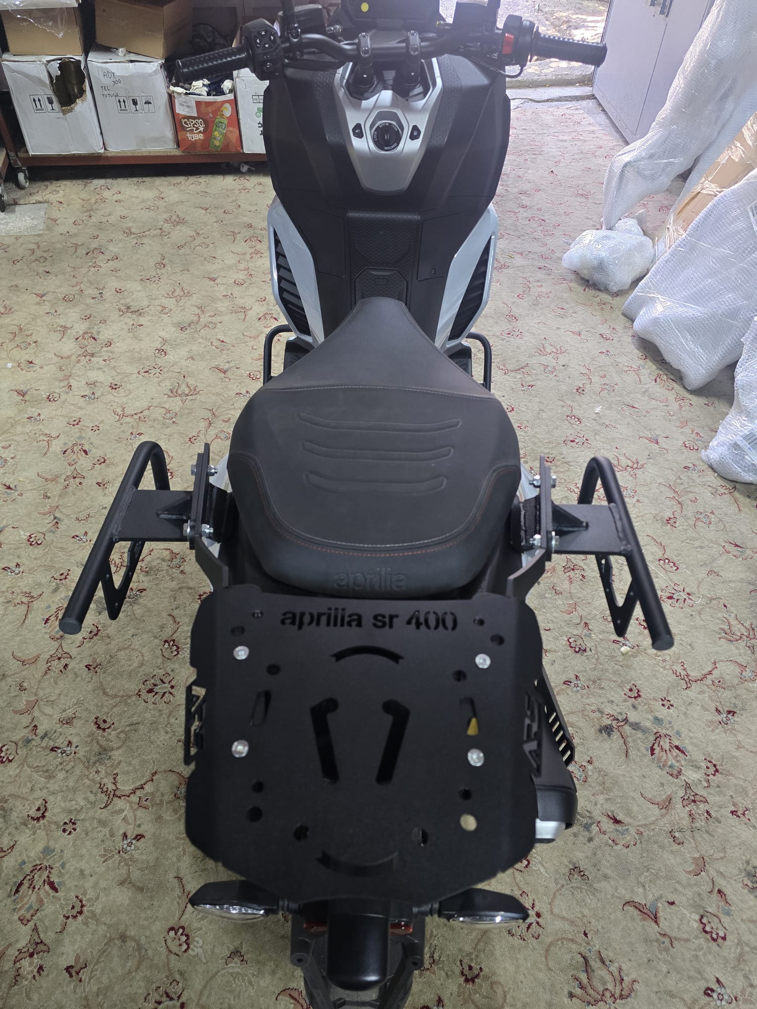 APRİLİA SR 400 ARKA ÇANTA TAŞIMA DEMİRİ