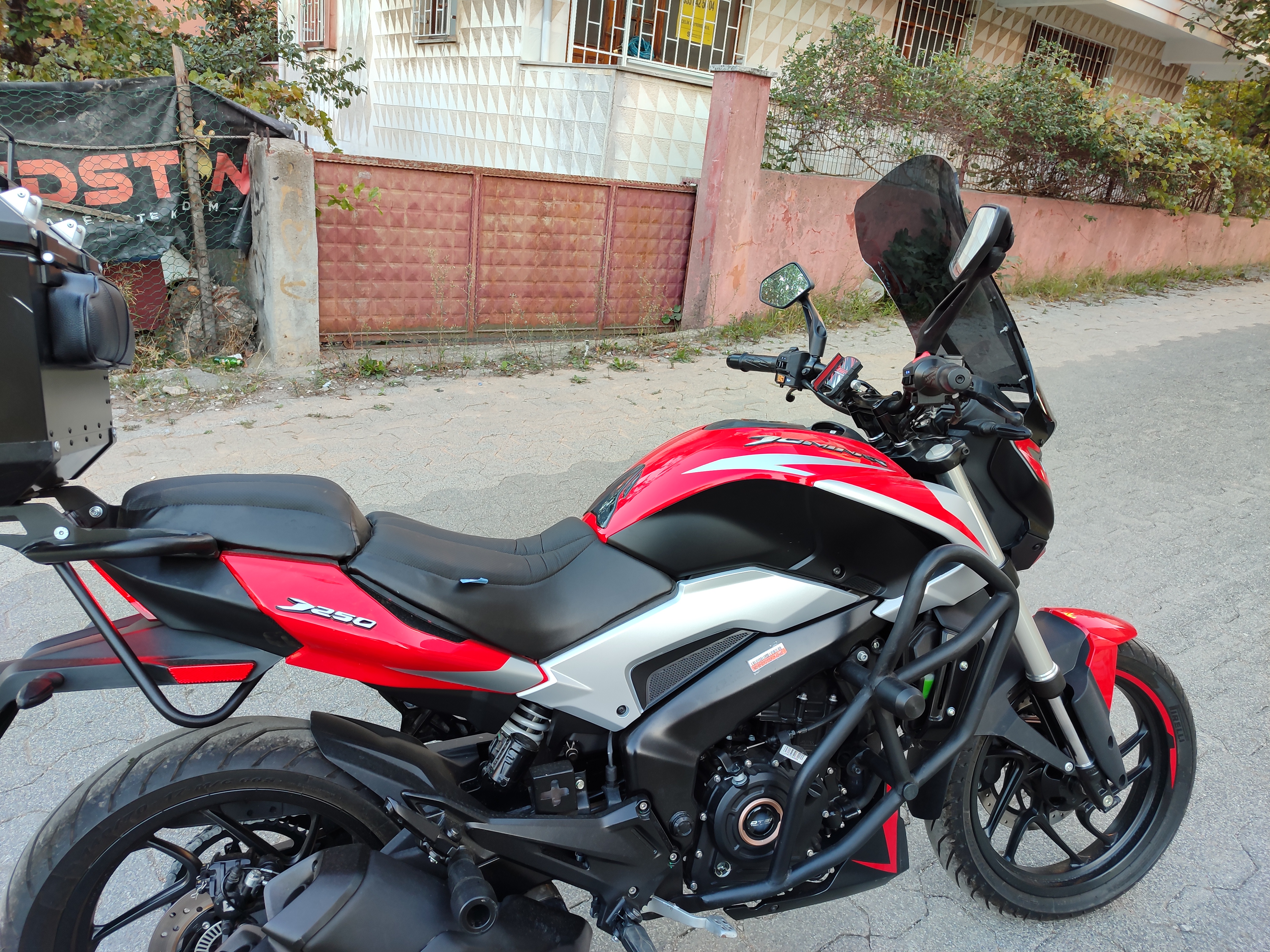 BAJAJ DOMİNAR 250 400 KORUMA DEMİRİ