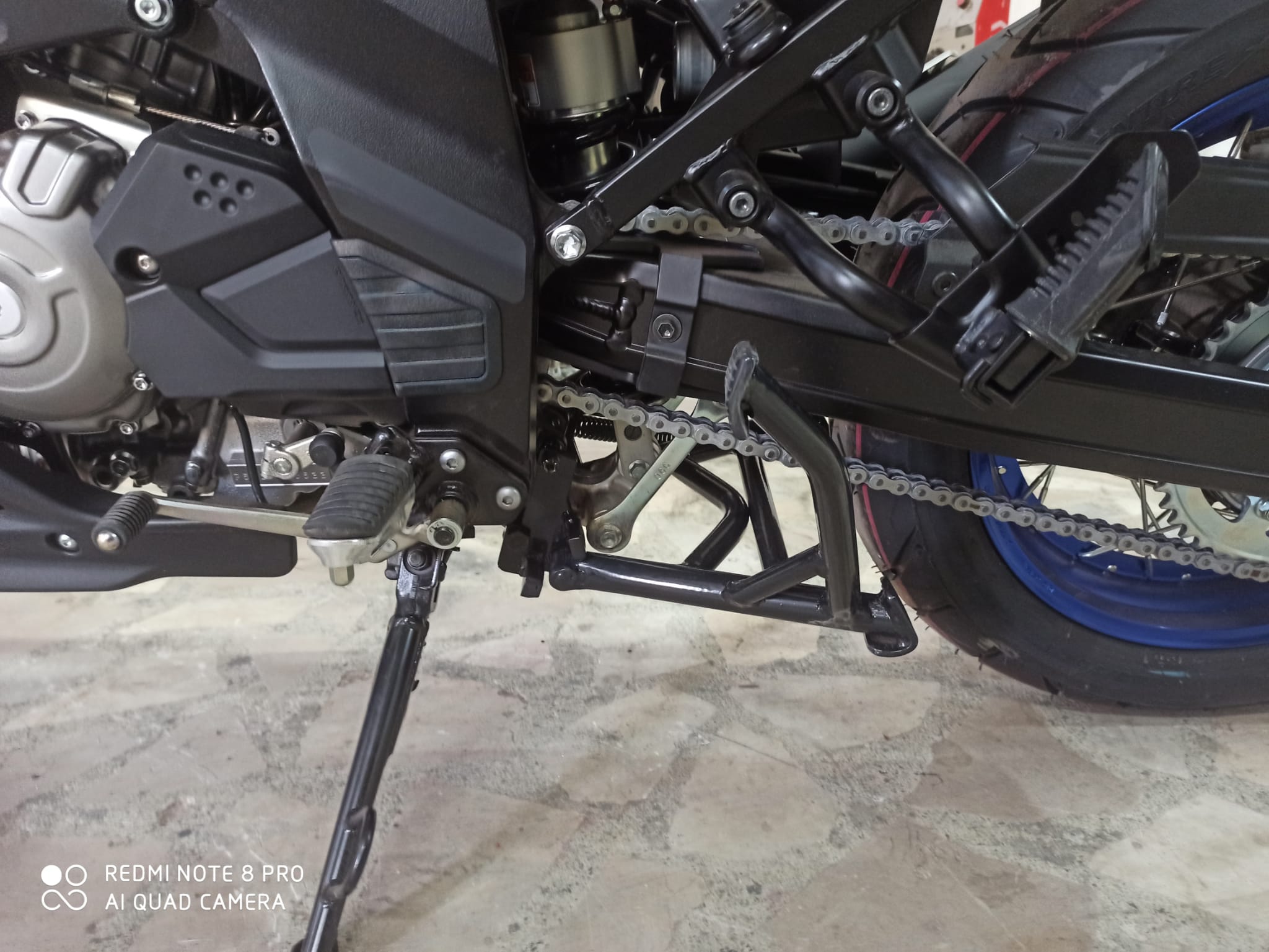 suzuki vstrom dl 650 orta sehpa