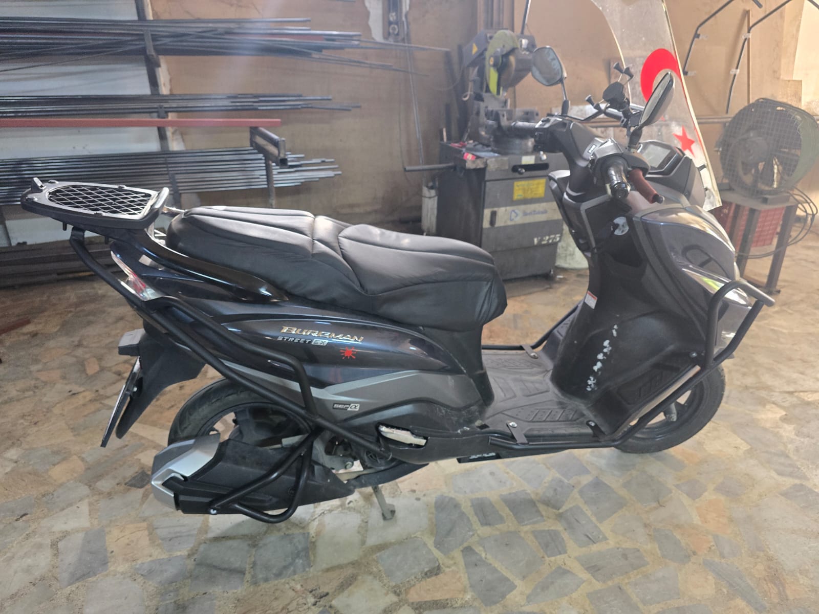 SUZUKİ BURGMAN 125 ÖN ARKA KORUMA DEMİRİ 