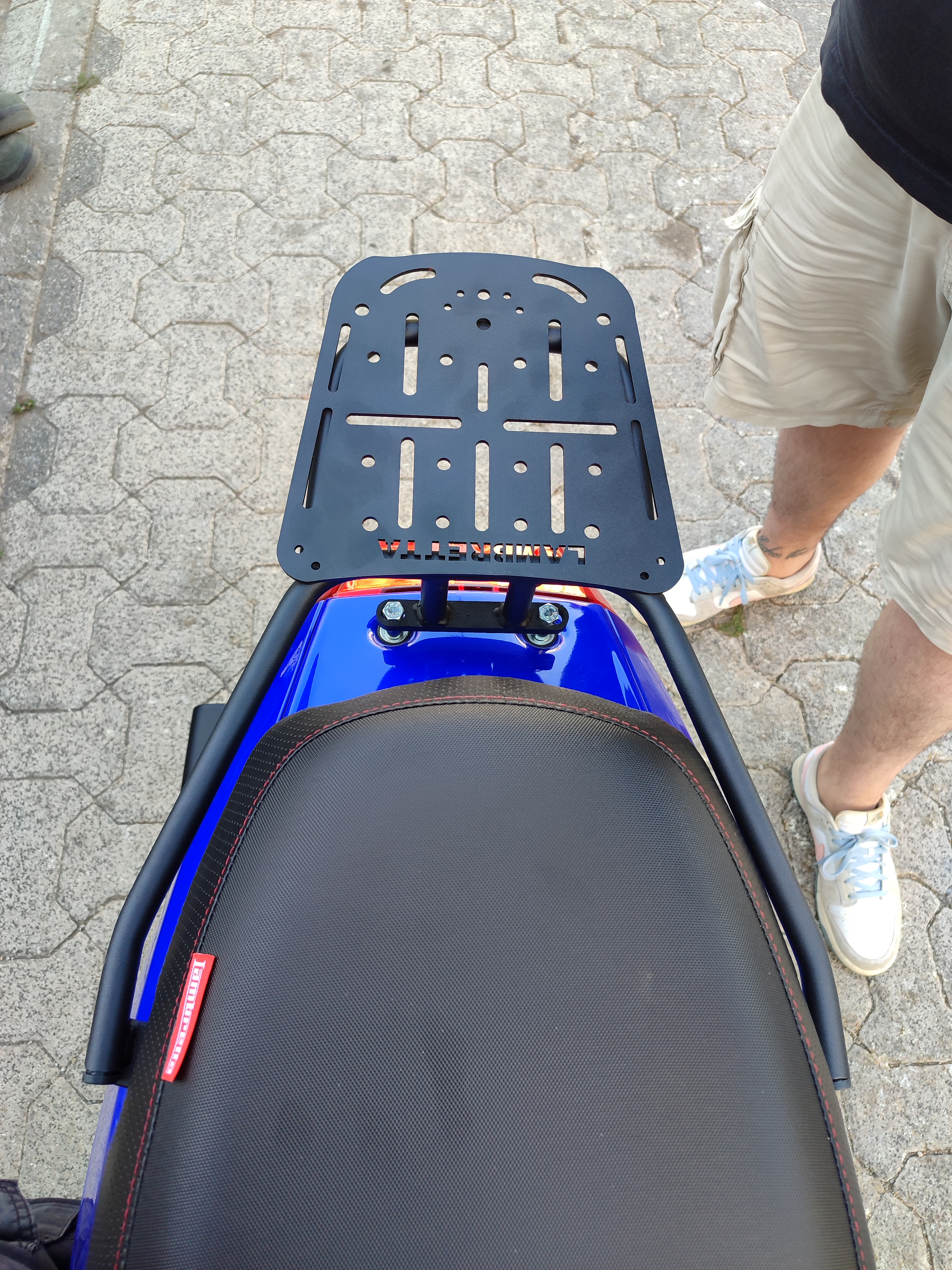 LAMBRETTA V 200 ÇANTA DEMİRİ